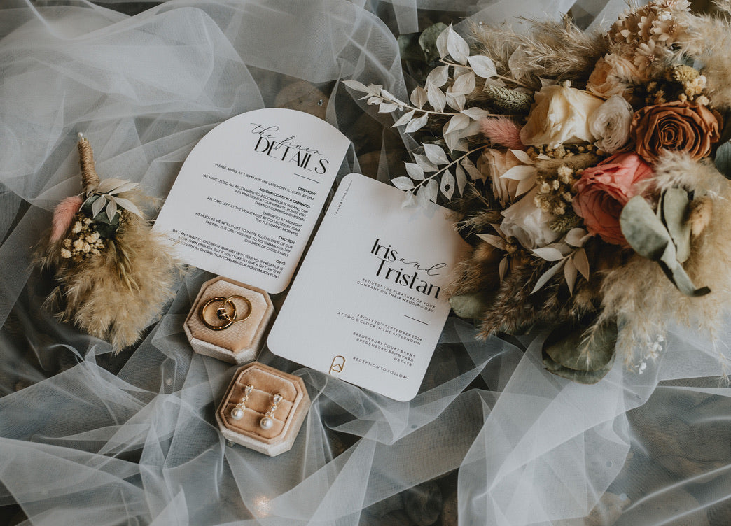 Iris | Day Wedding Invitation